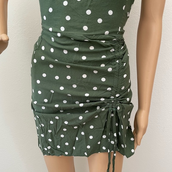 Green pokadot dress - Picture 1 of 5